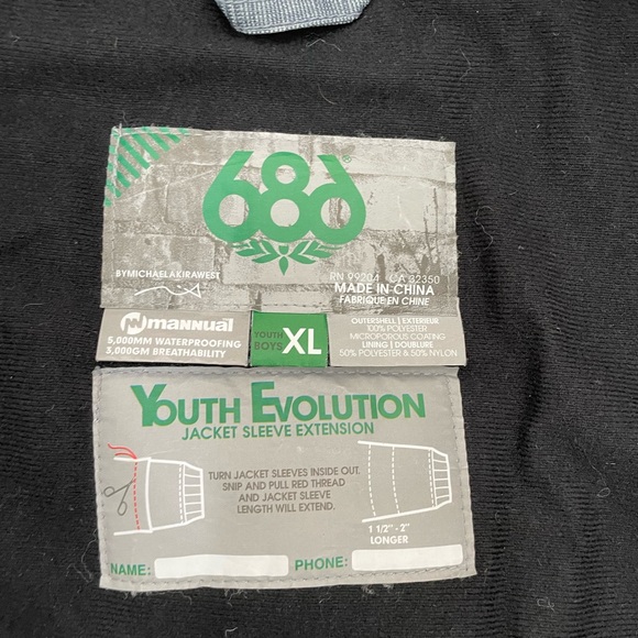 686 Snow ski snowboard jacket coat boy 16-18 - Picture 4 of 8
